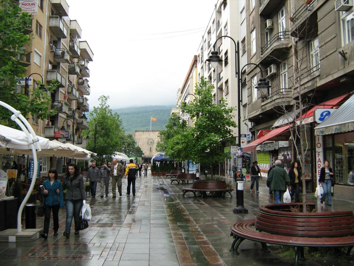 Tea'S Apartment, Skopje City - Centre エクステリア 写真