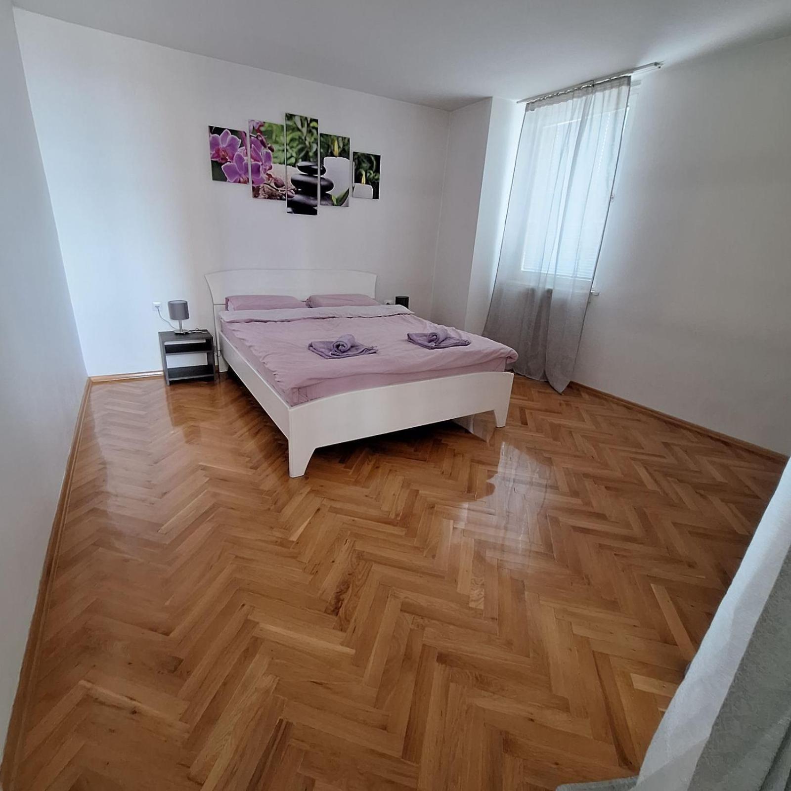 Tea'S Apartment, Skopje City - Centre エクステリア 写真